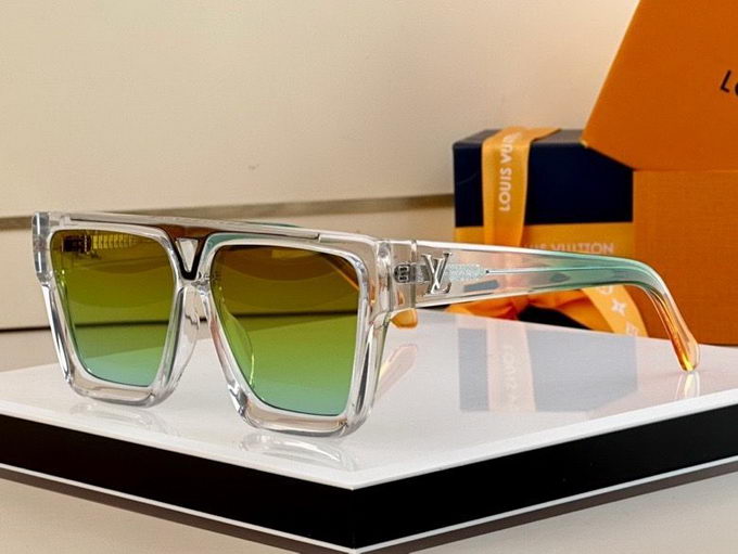 Louis Vuitton Sunglasses ID:20230516-94